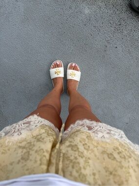 Tory Burch Cream Slide Sandals with Gold Emblem